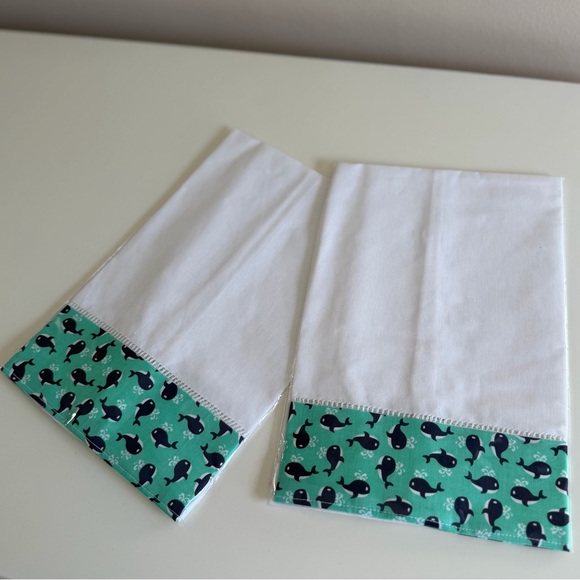 NEW 2 Linen Cotton Hand Towels - Whale Print - Picture 2 of 11